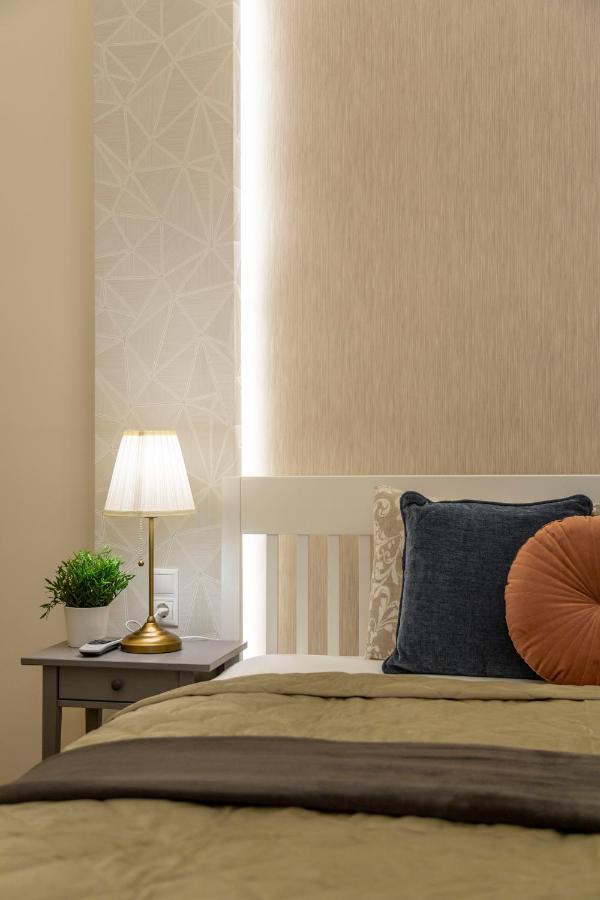 Luxurious Central Apartment In Liszt Ferenc Square Budapest Kültér fotó